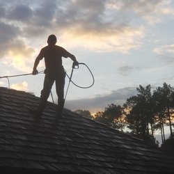 ACR Group - Pressure washing cedar shake