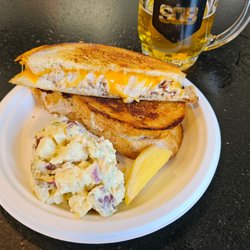 Curbside Bistro