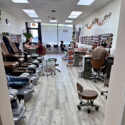 HT Nail & Spa