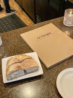 La Famiglia by null
