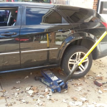 Tom Door's Exxon - The mechanic (Rich) got the tire off quickly, and plugged it fast. Very professional. - Auto Repair Near Me - Berwyn, Pennsylvania