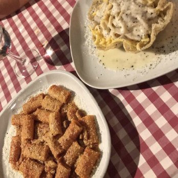 La Taverna dei Mercanti - Rigatoni Amatriciana (left) and Cacio e Pepe (right) - Italian Near Me - Rome, RM
