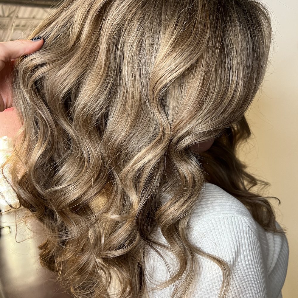 Capricci Ricci Salon - Full foils - Hair Salons Near Me - Orlando, Florida Capricci Ricci Salon - Full foils - Hair Salons Near Me - Orlando, Florida