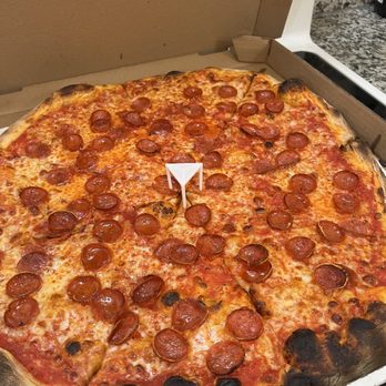 Prime Pizza - Pizza Near Me - Altadena, California Prime Pizza - Pizza Near Me - Altadena, California
