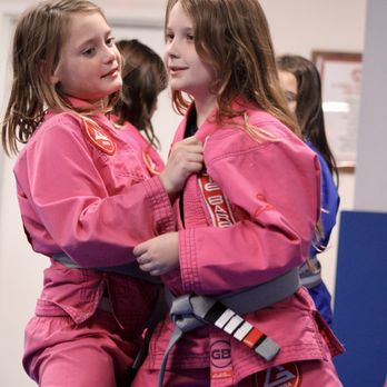 Gracie Barra - Brazilian Jiu-jitsu Near Me - Manhattan Beach, California Gracie Barra - Brazilian Jiu-jitsu Near Me - Manhattan Beach, California