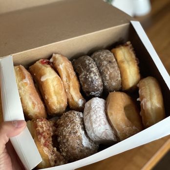 Gibson's Donuts - Assorted Gibson's Donuts - Donuts Near Me - Memphis, Tennessee Gibson's Donuts - Assorted Gibson's Donuts - Donuts Near Me - Memphis, Tennessee