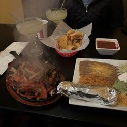 4 Hermanos Mexican Food - Steak fajitas- great deal!