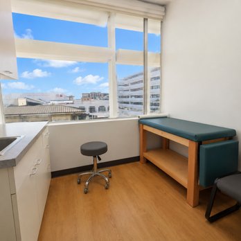 Oahu Pediatric Group - Exam Room - Pediatricians Near Me - Honolulu, Hawaii Oahu Pediatric Group - Exam Room - Pediatricians Near Me - Honolulu, Hawaii