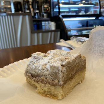 Cafe Bru - Coffee cake - Coffee & Tea Near Me - Northfield, New Jersey