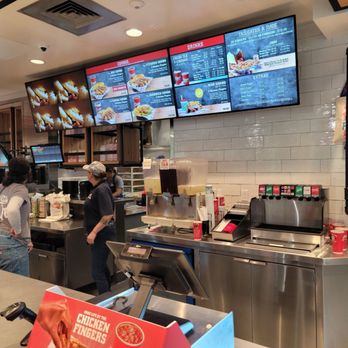 Raising Cane's Chicken Fingers - Fast Food Near Me - Chesapeake, Virginia