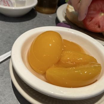 Lincoln Diner - Peaches - Diners Near Me - Gettysburg, Pennsylvania