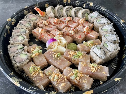 Big Catch Sushi Bar by null
