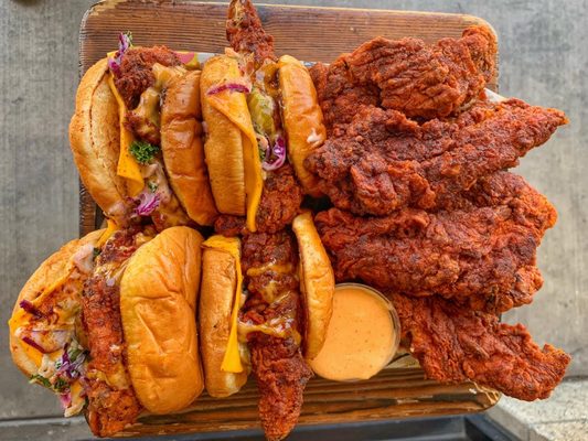 Dave's Hot Chicken by null