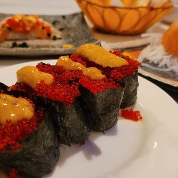 Kiku - Uni sushi - Japanese Near Me - Markham, Ontario