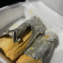 Raspados Alpha Tamales - Tamales (chicken with salsa roja)