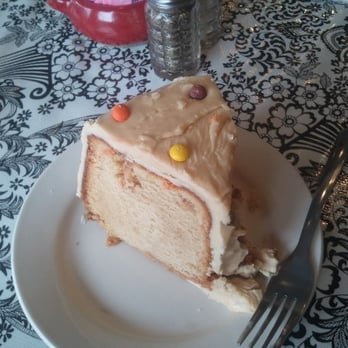 Cantaberry - Peanut Butter Cake WOW. - American Near Me - Ellijay, Georgia