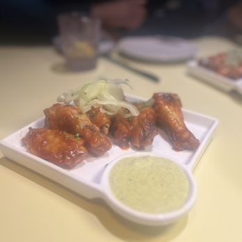 Surreal Global Kitchen - Wings - Bars Near Me - Arlington, Virginia