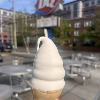 Dairy Queen Store - Vanilla cone - Ice Cream & Frozen Yogurt Near Me - Stamford, Connecticut Dairy Queen Store - Vanilla cone - Ice Cream & Frozen Yogurt Near Me - Stamford, Connecticut