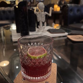 1901 Speakeasy - Lounges Near Me - Oxnard, California
