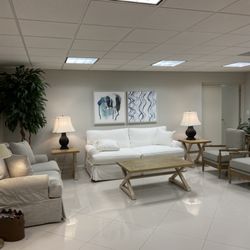 Orles Pain Management & Regenerative Medicine Group - Waiting area