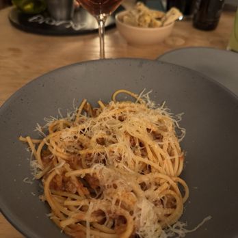 Cancino - Spaghetti with bolognese sauce (not on menu but they accommodated) - Pizza Near Me - Ciudad de México, DIF Cancino - Spaghetti with bolognese sauce (not on menu but they accommodated) - Pizza Near Me - Ciudad de México, DIF