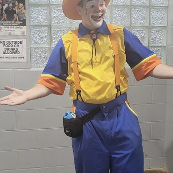 Shindig Clowning - Balloon Services Near Me - Angleton, Texas
