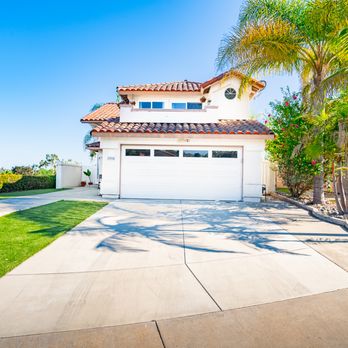 Christy Lundy - Real Brokerage - Real Estate Agents Near Me - Carlsbad, California Christy Lundy - Real Brokerage - Real Estate Agents Near Me - Carlsbad, California