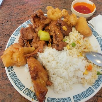 Dragon Palace King Buffet - This was a mighty tasty plate - Chinese Near Me - Paso Robles, California Dragon Palace King Buffet - This was a mighty tasty plate - Chinese Near Me - Paso Robles, California
