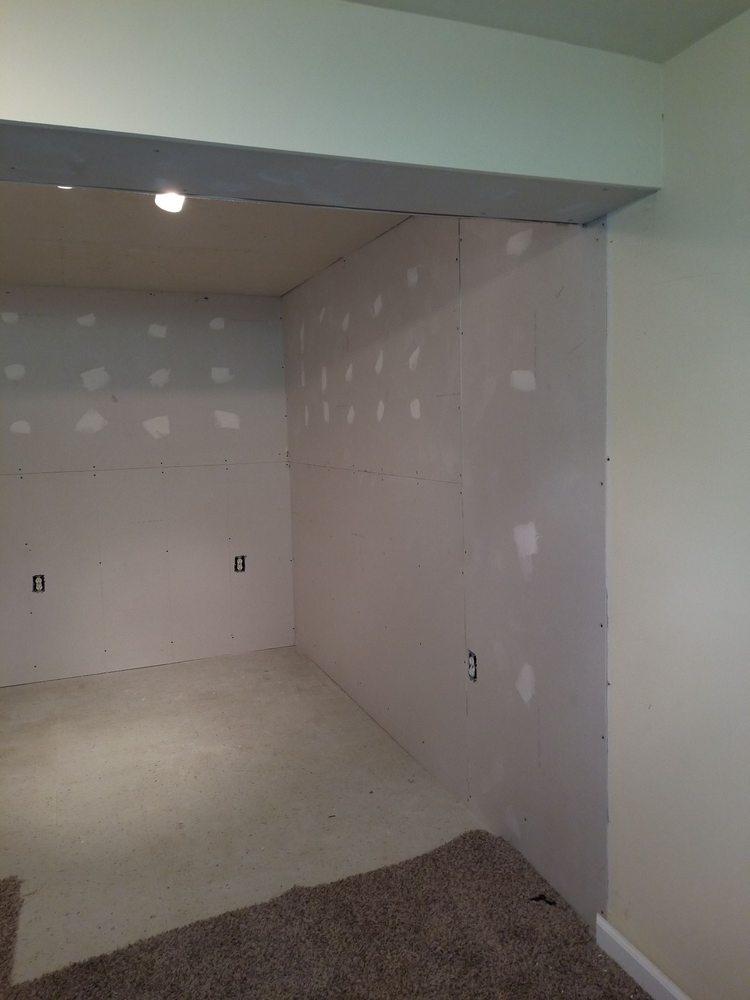 Slide of Santana construction and Landscaping