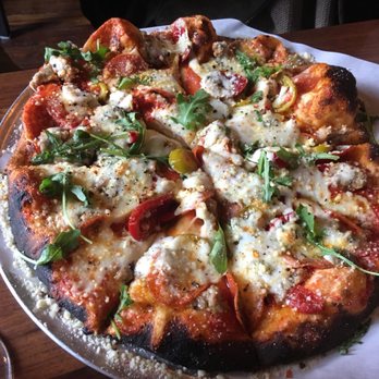 Hopskeller Brewing - Pizza - Brewpubs Near Me - Waterloo, Illinois