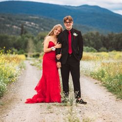 Full Circle Photography & Design - Thank you for capturing these two sweethearts and for recommending this great location.