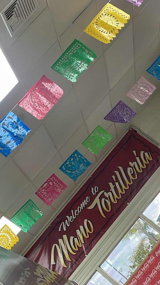La Mano Tortilleria — Mexican restaurant in South El Monte