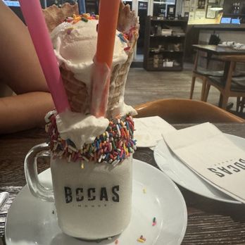 Bocas House- Doral - Birthday Milkshake - Latin American Near Me - Doral, Florida