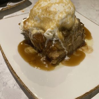 Bar Cicchetti - Cinnamon roll bread pudding - New American Near Me - Oklahoma City, Oklahoma