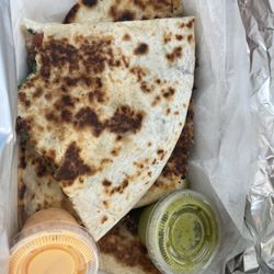 El Puestito - Steak Quesadilla - homemade sauce and guacamole