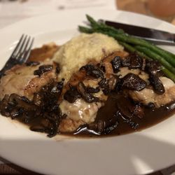Cooper's Hawk Winery & Restaurant - Chicken Madeira