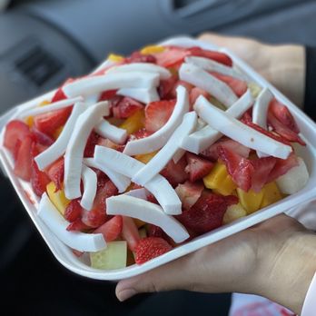 Super Bionicos La Fiesta - Fruit salad with coconut - Juice Bars & Smoothies Near Me - Bellflower, California