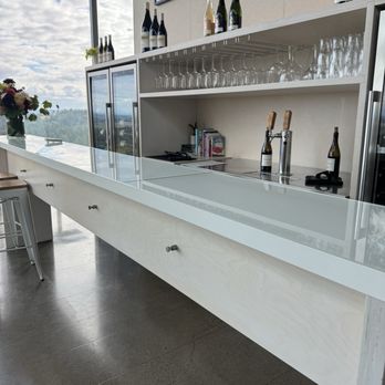Furioso Vineyards - Wine Tasting Room Near Me - Dundee, Oregon