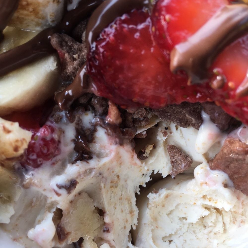 Icicles - Showing the interior and toppings of the Butterface W/ Nutella Drizzle, Bananas, Strawberries, & Chocolate Covered Waddle Bites. - Desserts Near Me - Newark, California Icicles - Showing the interior and toppings of the Butterface W/ Nutella Drizzle, Bananas, Strawberries, & Chocolate Covered Waddle Bites. - Desserts Near Me - Newark, California