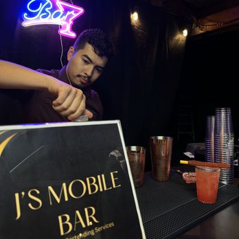 J's Mobile Bar - Bartenders Near Me - West Hollywood, California J's Mobile Bar - Bartenders Near Me - West Hollywood, California