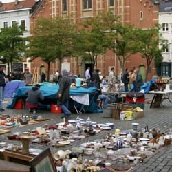 Marché aux Puces de Bruxelles - Merveilleux endroit que cette place ...