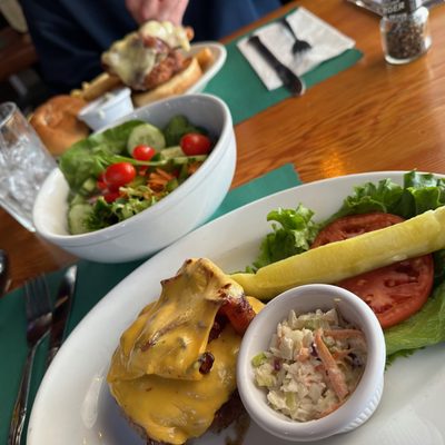 Fellingham's Restaurant Sports Bar by null
