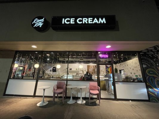 Cloud City Ice Cream by null