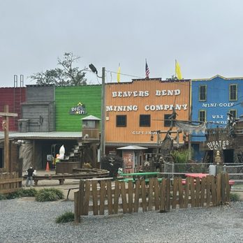 Hochatime - Souvenir Shops Near Me - Broken Bow, Oklahoma