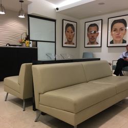 Skin Associates of South Florida - Lobby