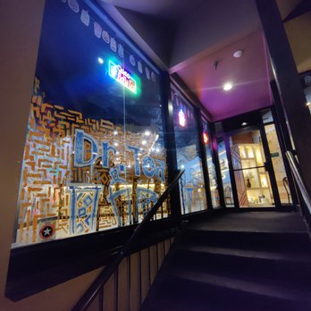 Dr Tea - Entryway (Outside) - Bubble Tea Near Me - Pittsburgh, Pennsylvania