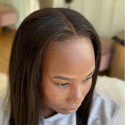 Bombshell Studios - Closure sew in , no leave out