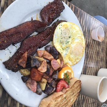 Sweet Maple - Millionaire bacon and eggs breakfast! - American Near Me - San Francisco, California