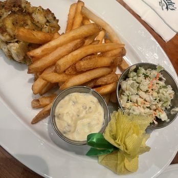 Clyde's at Mark Center - Single crab cake with fries and coleslaw - American Near Me - Alexandria, Virginia