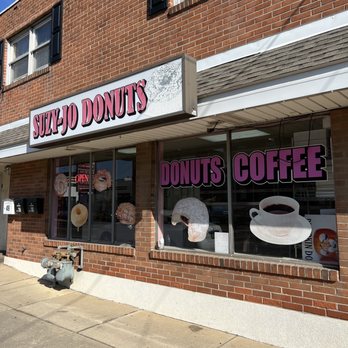 Suzy-Jo Donuts - Out front - Donuts Near Me - Bridgeport, Pennsylvania Suzy-Jo Donuts - Out front - Donuts Near Me - Bridgeport, Pennsylvania